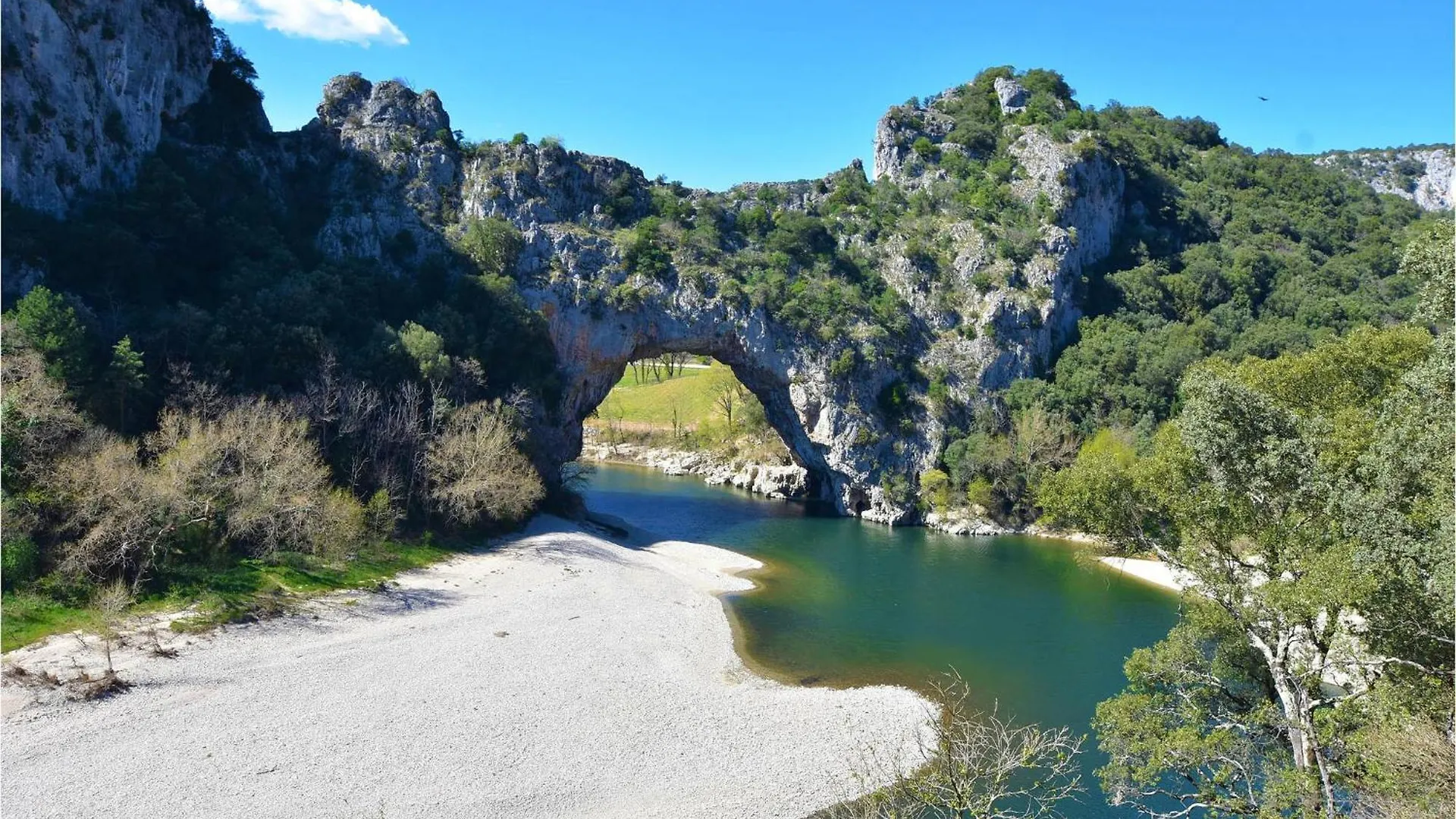 Vakantiehuis 2 Bedroom Pet Friendly Home In Ruoms